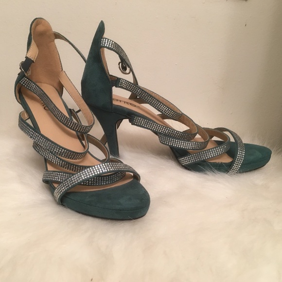 Ashro Shoes - Never worn Ashro green heels with bling